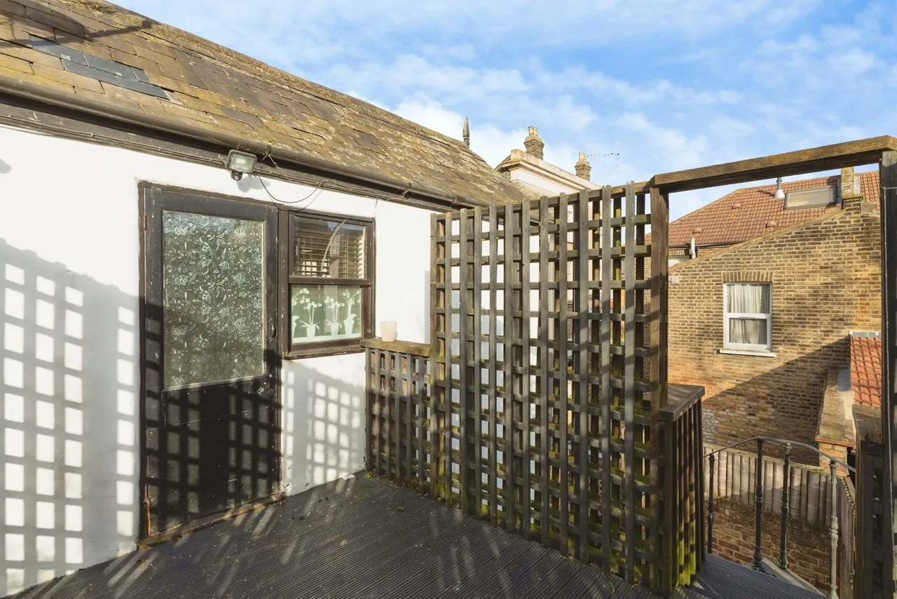 York Mews, Ilford, IG1, photo 21