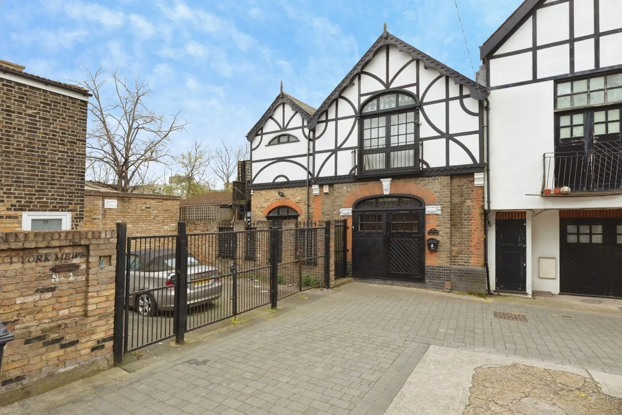 York Mews, Ilford, IG1, photo 22