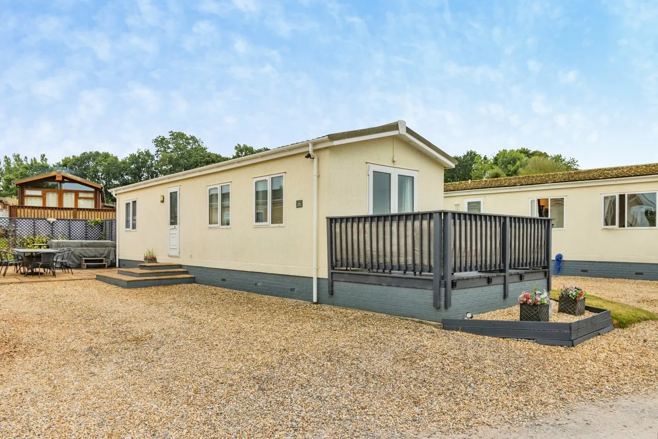 2 bed mobile home for sale, Sandpiper, Hazelwood Park, EX7