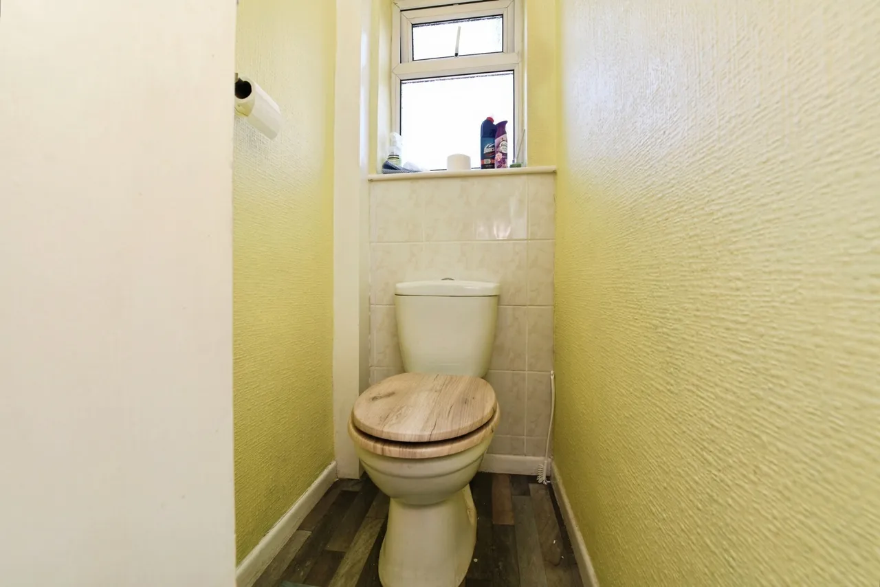 Graysons Close, Rayleigh, Essex, SS6, photo 12