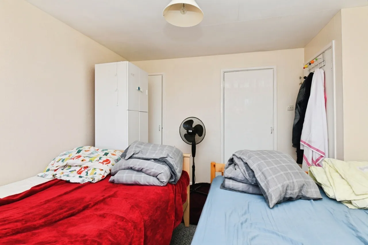Graysons Close, Rayleigh, Essex, SS6, photo 10