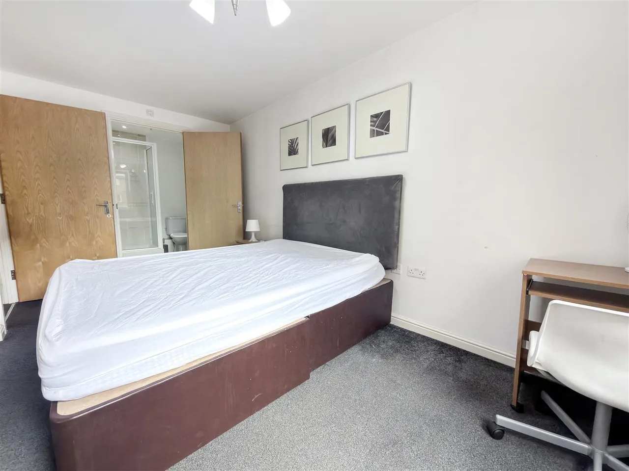 Highfield Road, Feltham, photo 6