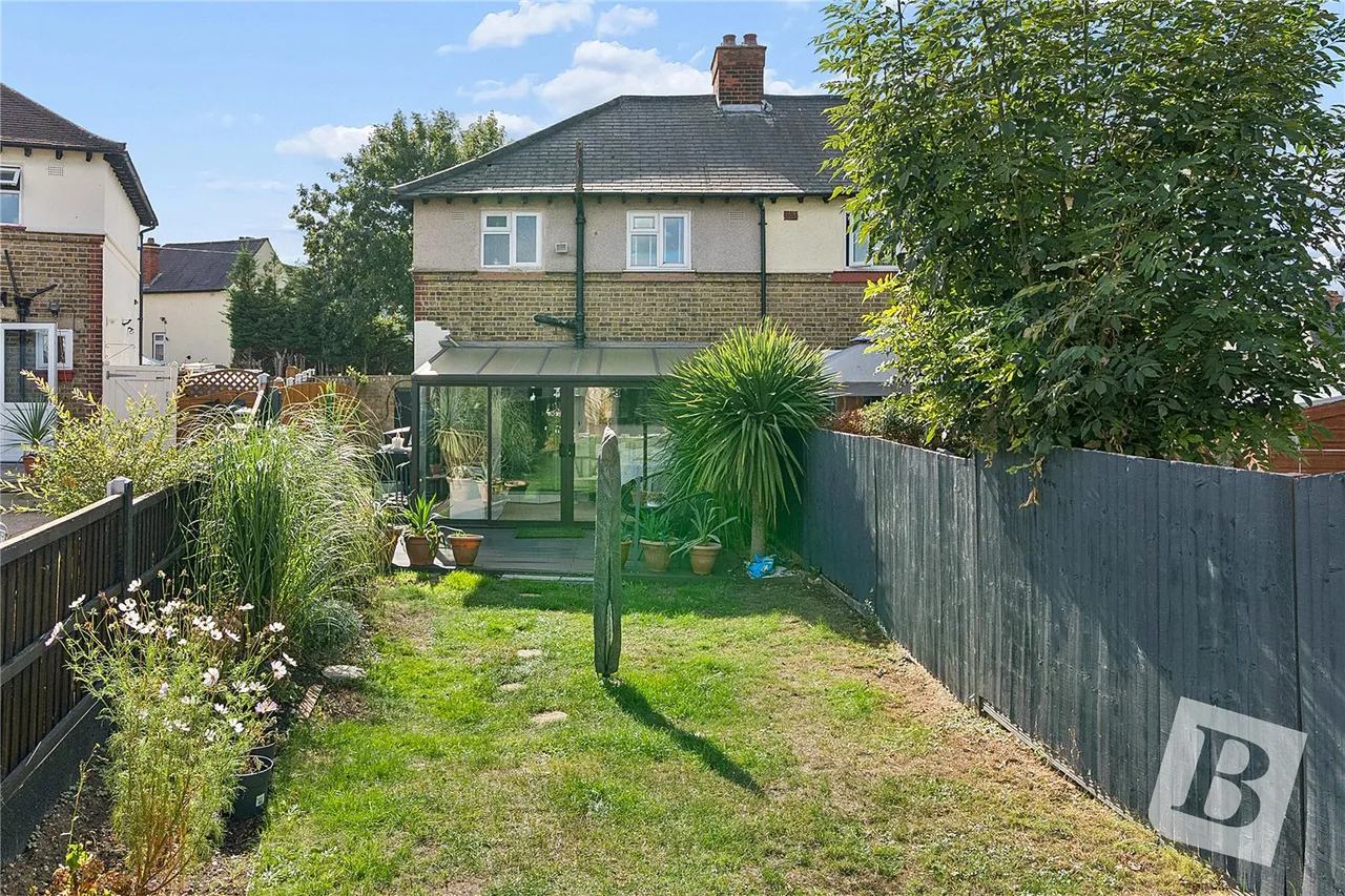 Central Park Avenue, Dagenham, RM10, photo 14