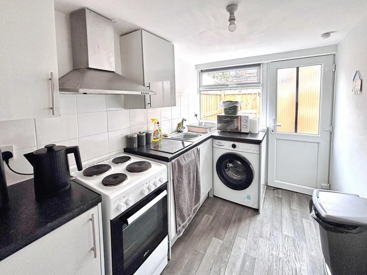 Barnsley Street, Hull, HU8, photo 3
