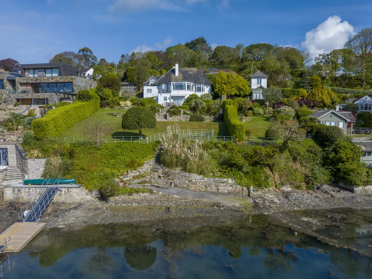 Rare waterfront home with direct water access & panoramic views, Port Navas, photo 2