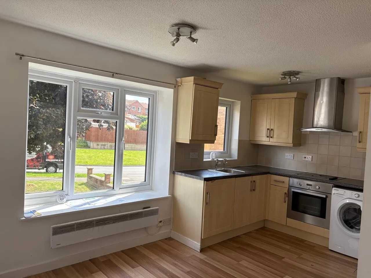 Danebridge Crescent, Oakwood, DE21, photo 6