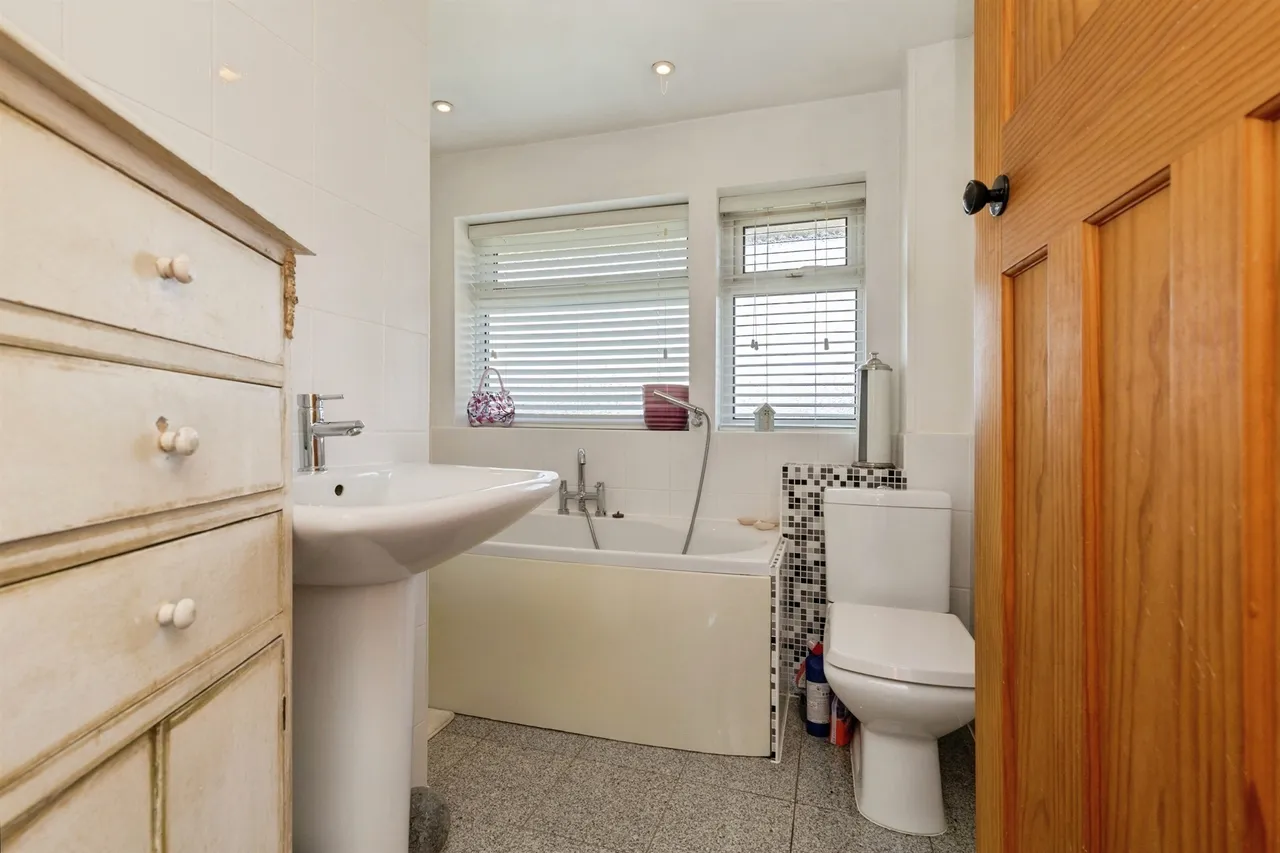 Merlin Way, Chipping Sodbury, BS37, photo 12