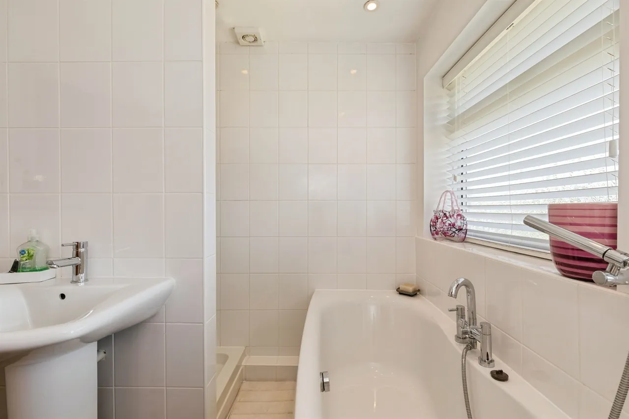 Merlin Way, Chipping Sodbury, BS37, photo 13