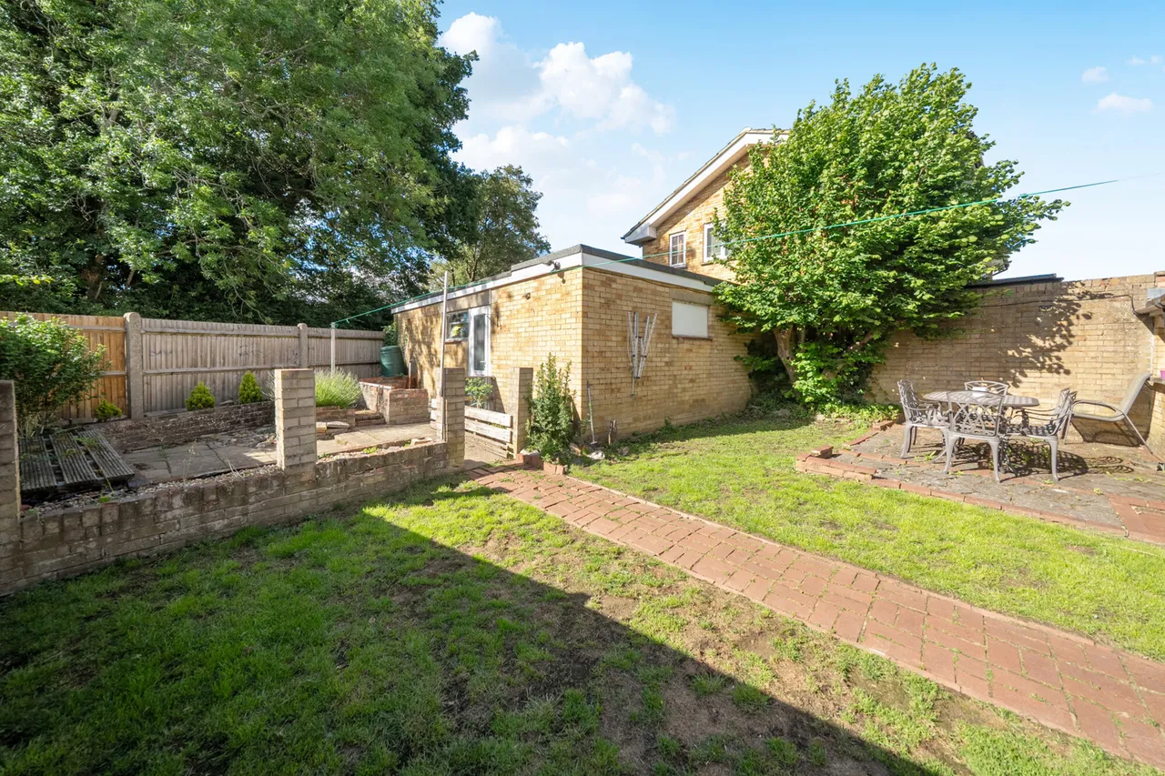 Longlees, Maple Cross, WD3, photo 10