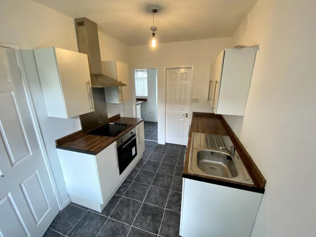Finchale Crescent, Darlington, Durham, DL3, photo 4