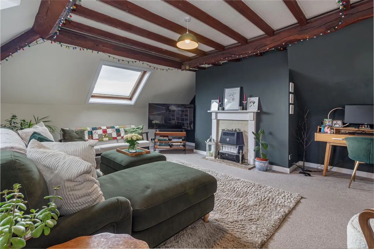 Harrow Croft, Worcester, WR2, photo 4