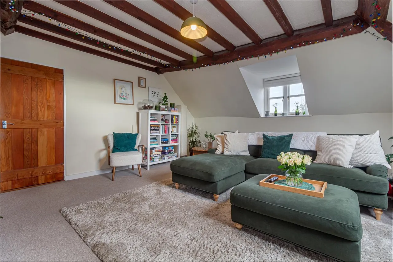 Harrow Croft, Worcester, WR2, photo 7