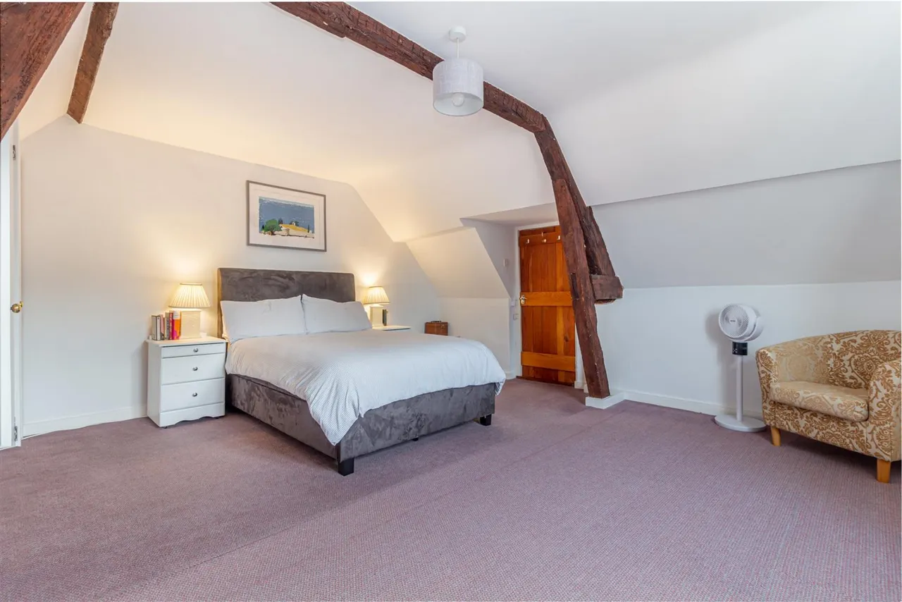 Harrow Croft, Worcester, WR2, photo 3