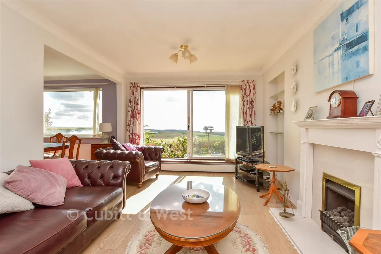 Warren Close, Woodingdean, BN2, photo 5