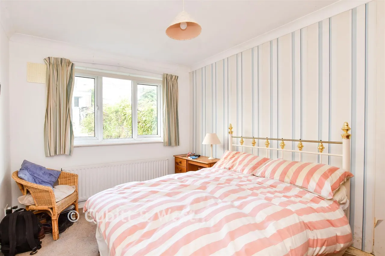 Warren Close, Woodingdean, BN2, photo 8