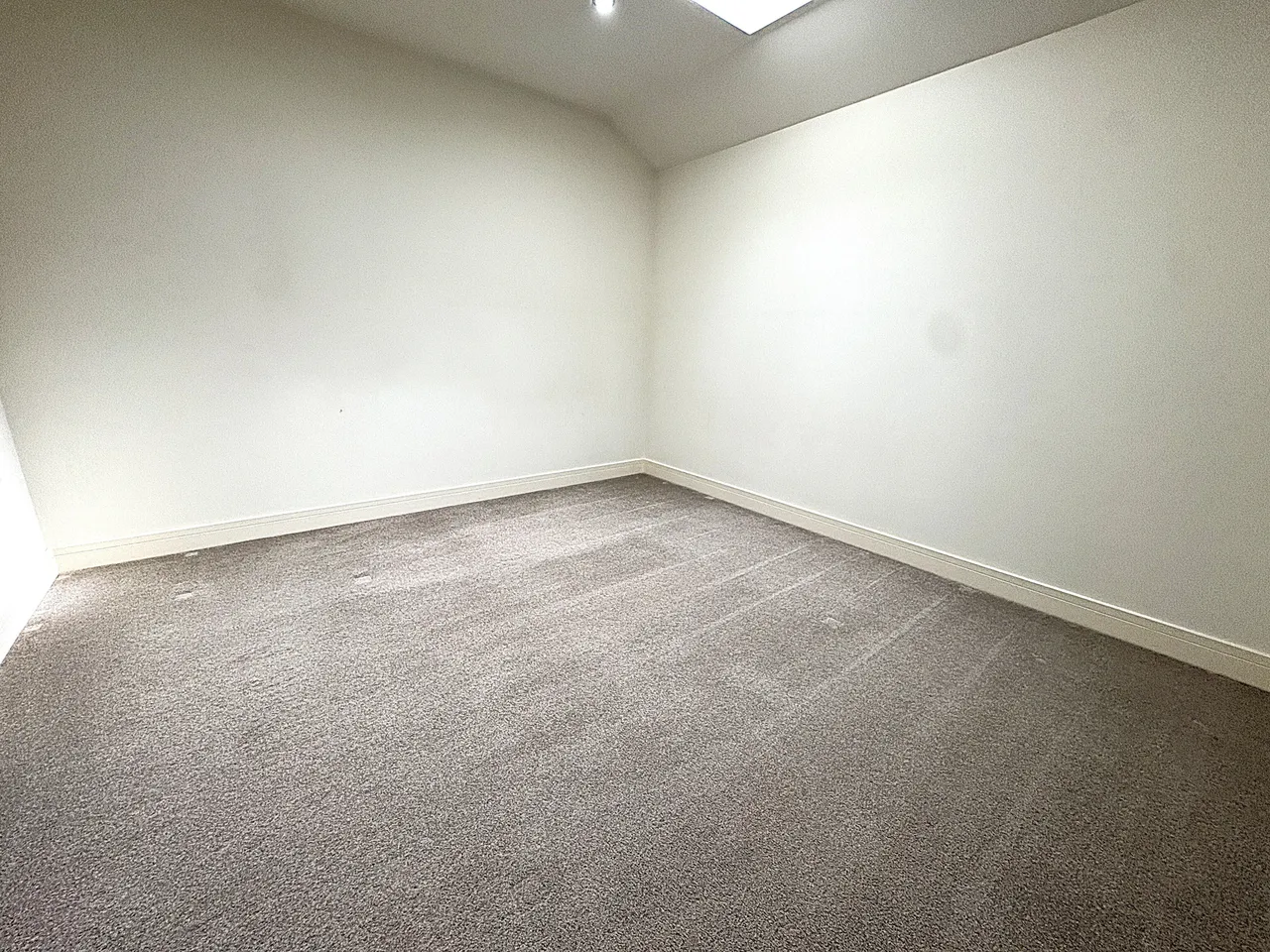 Days Lode Road, PE15, photo 12