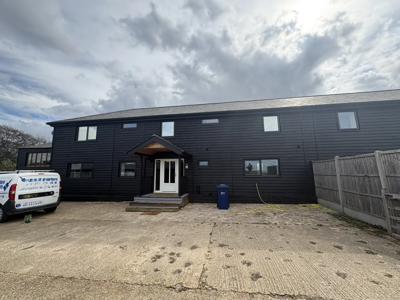 4 bed barn conversion to rent, Days Lode Road, PE15