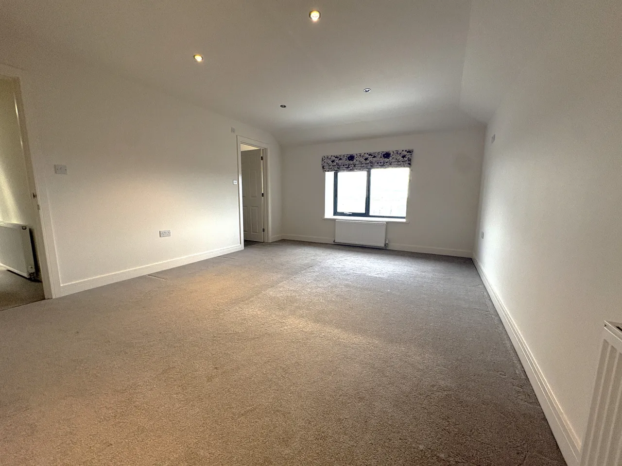 Days Lode Road, PE15, photo 10