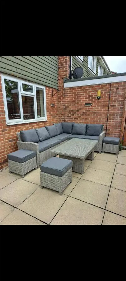 Sagecroft Road, Thatcham, RG18, photo 17