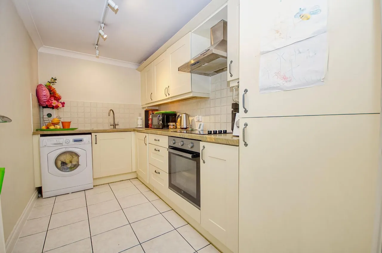 Rosemount Court, West End, SO30, photo 4