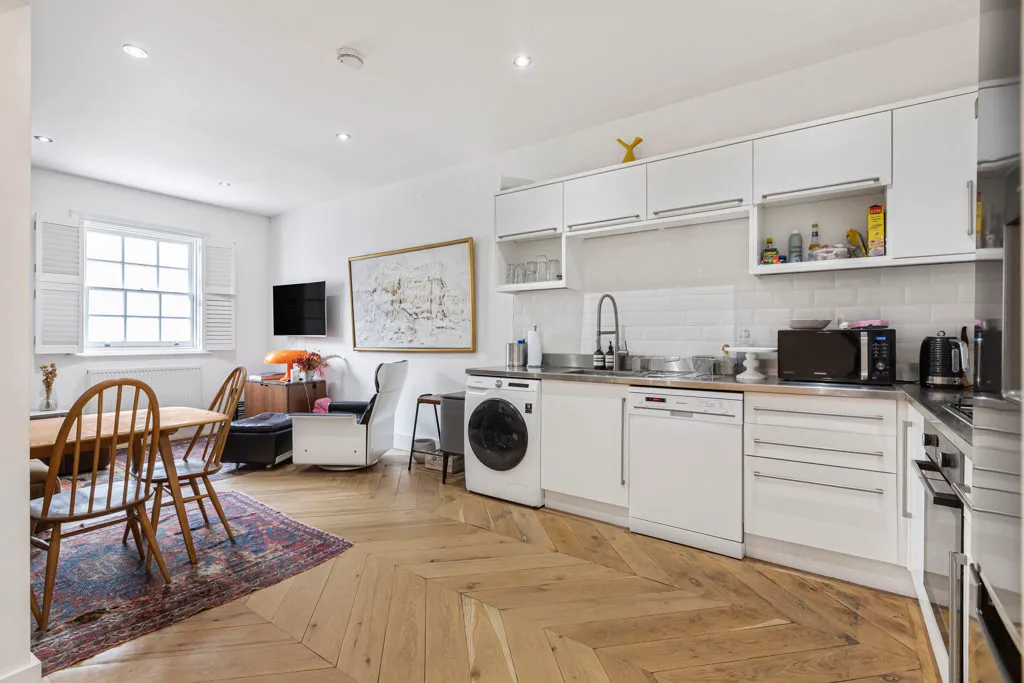 Balls Pond Road, London, N1, photo 8