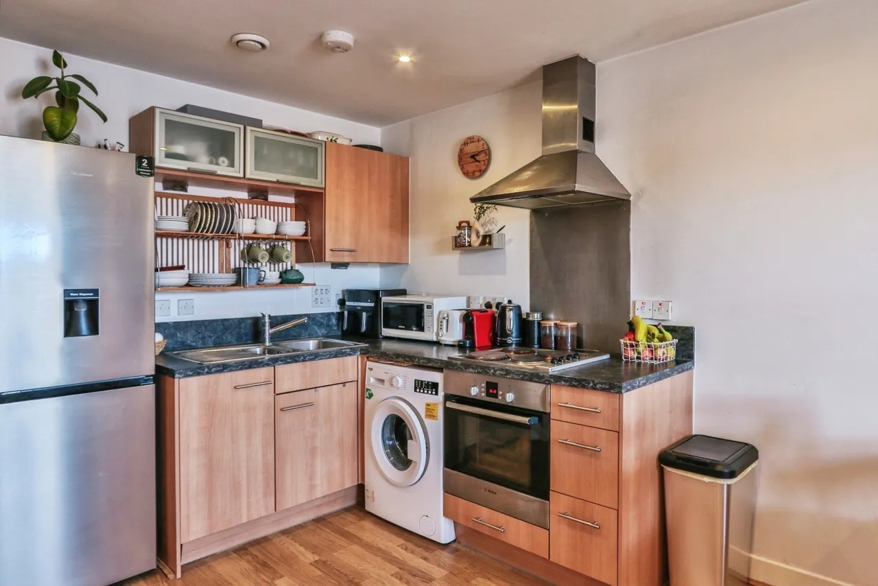 Commercial Road, Bournemouth, BH2, photo 3