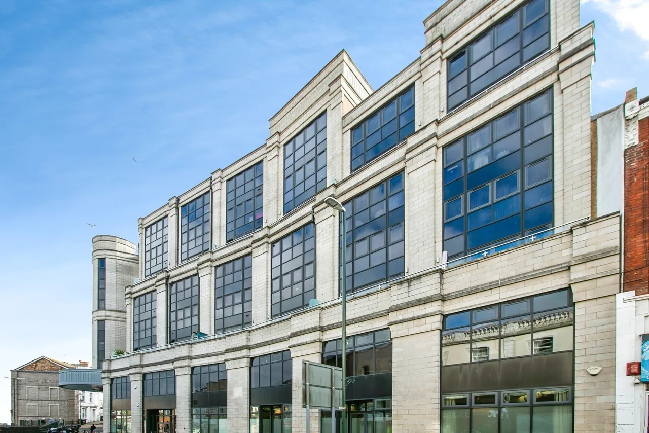2 bed flat for sale, Commercial Road, Bournemouth, BH2