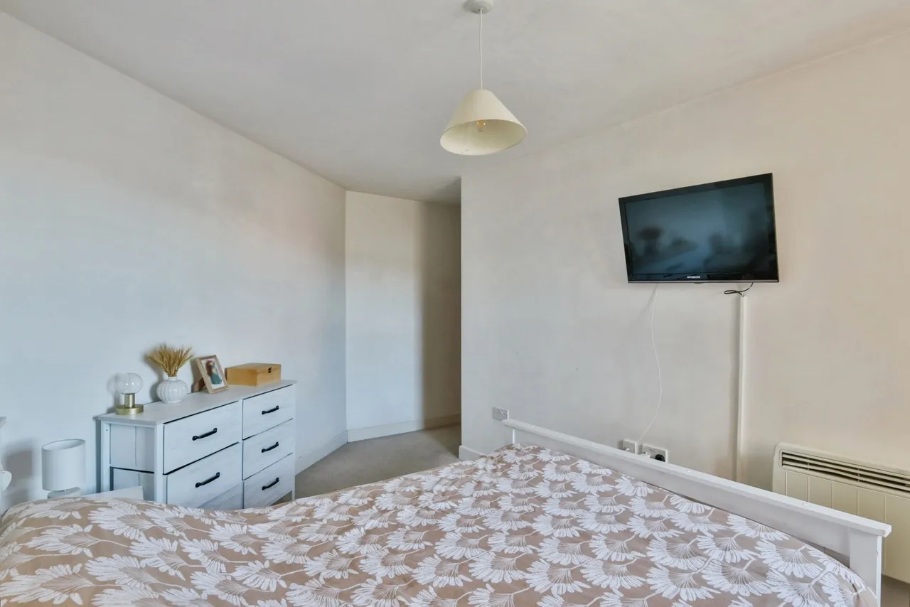 Commercial Road, Bournemouth, BH2, photo 7