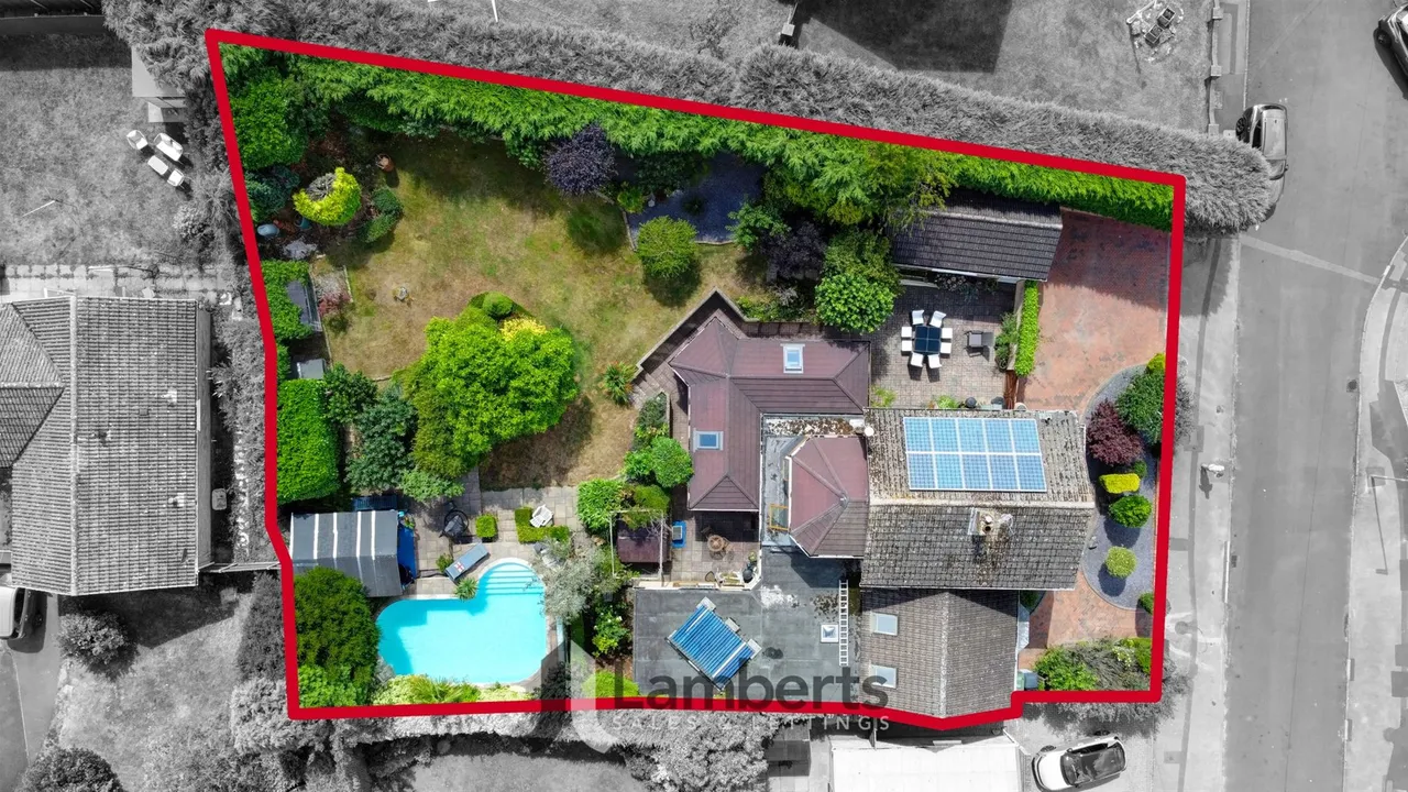 29 Brotherton Avenue, Redditch, photo 31