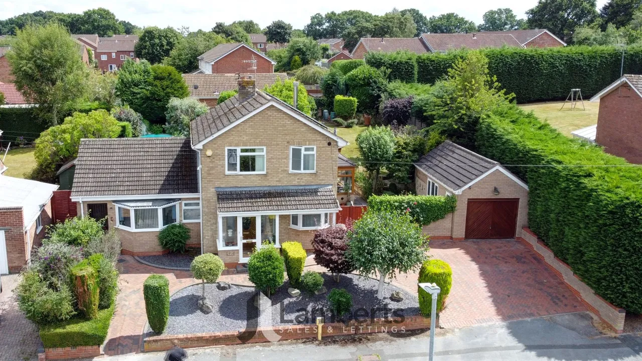 29 Brotherton Avenue, Redditch, photo 48