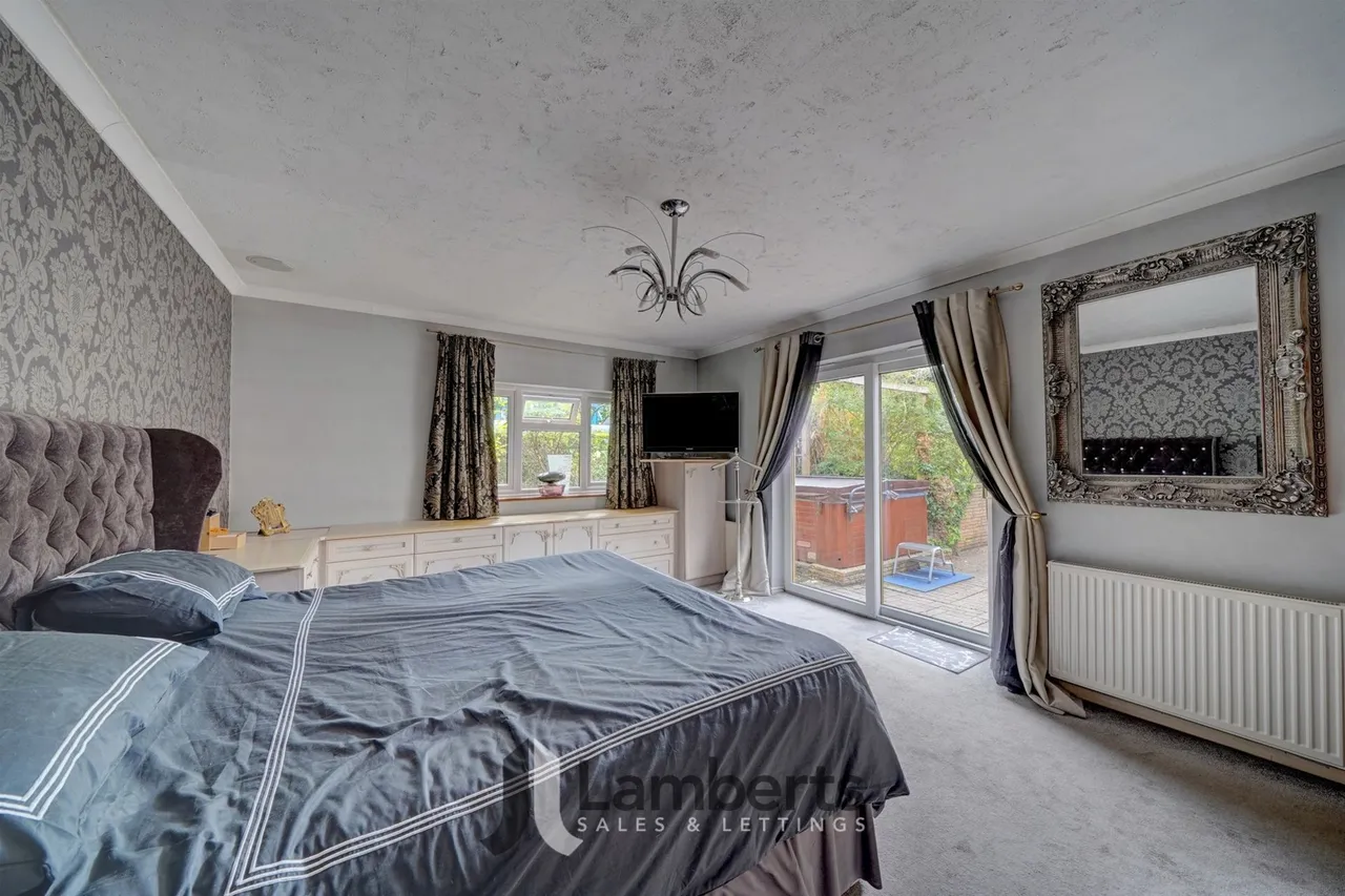 29 Brotherton Avenue, Redditch, photo 14