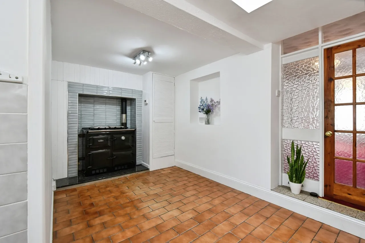 Abercrave Terrace, Caehopkin, SA9, photo 6