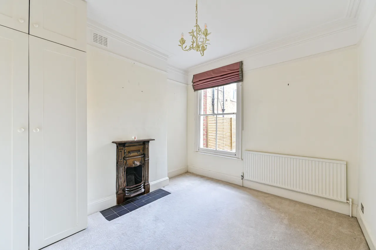 28b Radbourne Road, London, photo 10