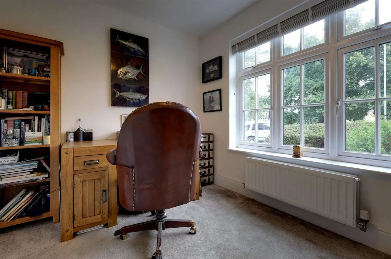 Hedgerow Grove, Dunmow, Essex, CM6 4AS, photo 6