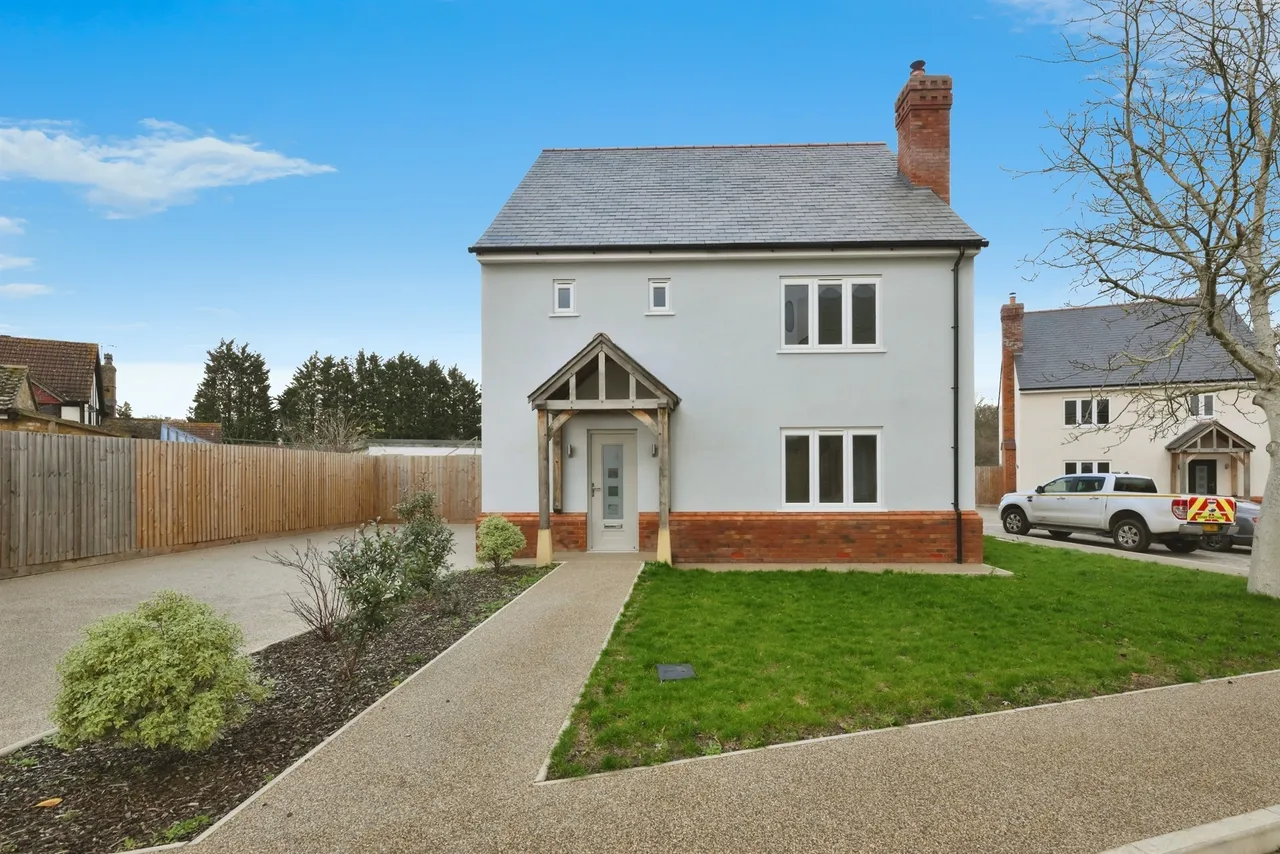 4 bed house for sale — Walnut Tree Close, Nazeing, Waltham Abbey