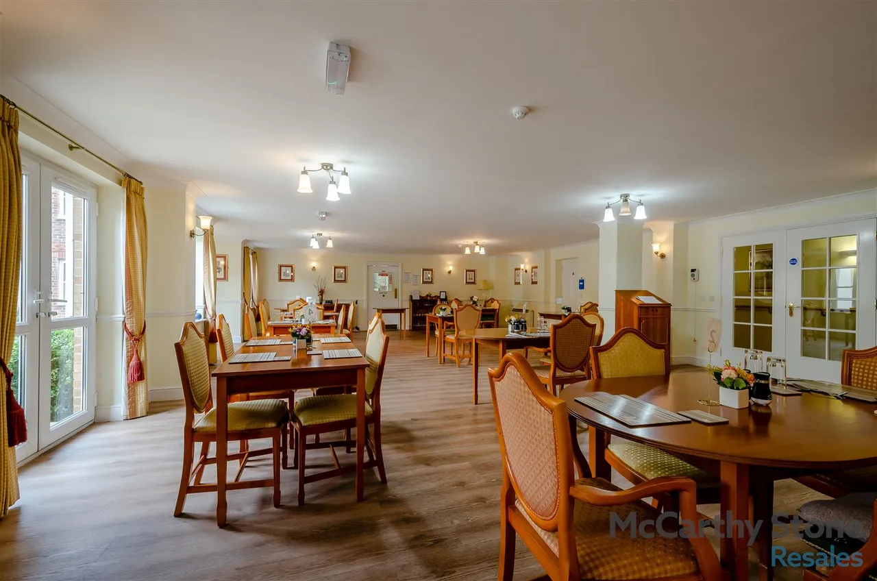Buckingham Road, Brackley, NN13, photo 34