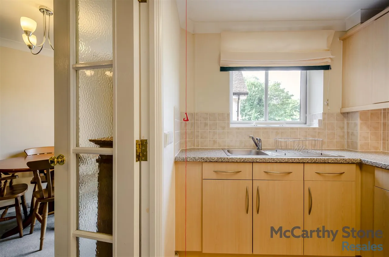 Buckingham Road, Brackley, NN13, photo 10