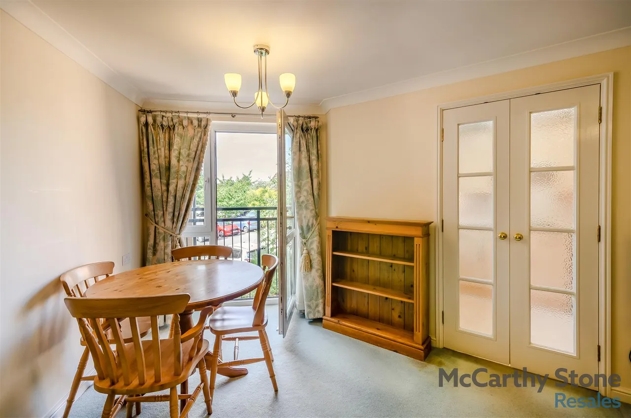 Buckingham Road, Brackley, NN13, photo 6