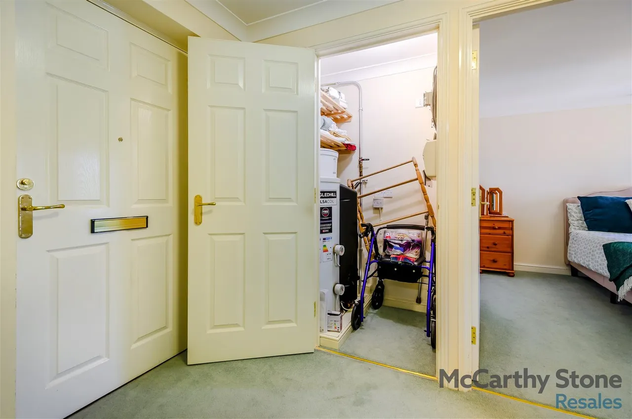 Buckingham Road, Brackley, NN13, photo 24