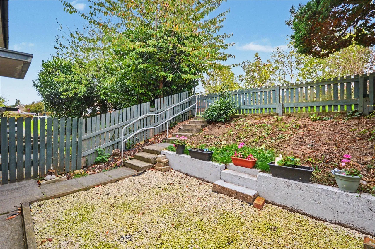 Bodmin Crescent, Leeds, LS10, photo 13
