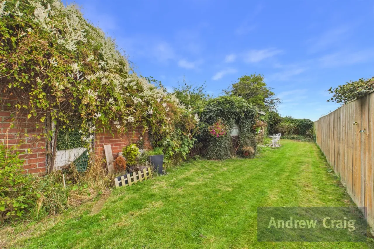 Bridle Path, East Boldon, NE36, photo 14
