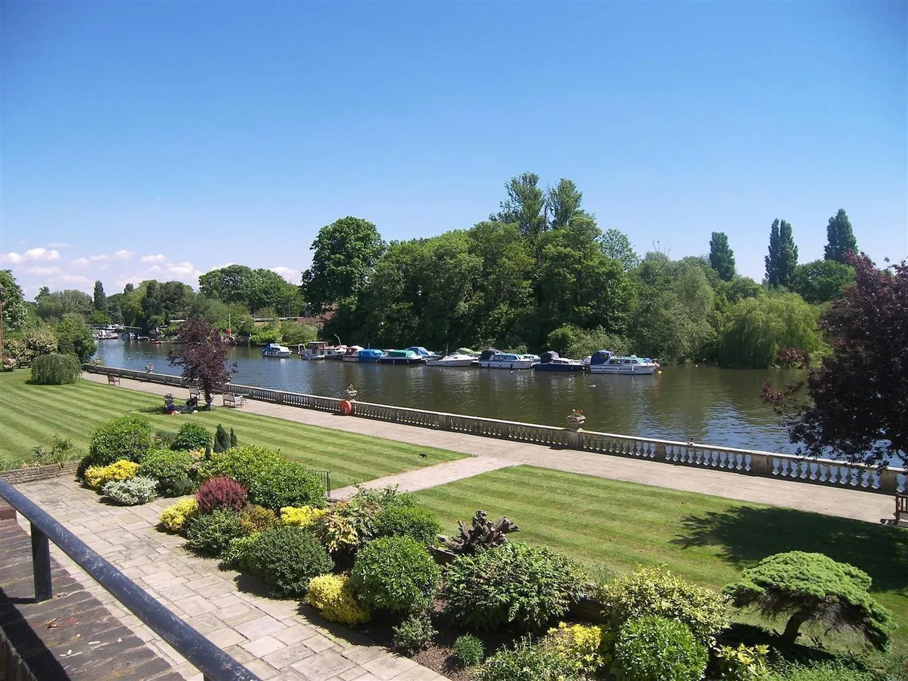 Thames Eyot, Cross Deep, TW1, photo 10