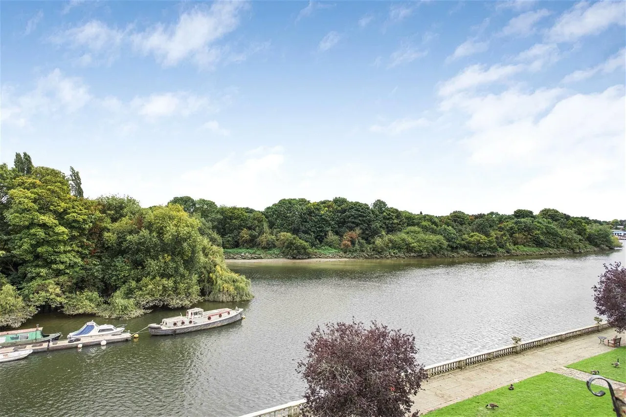 Thames Eyot, Cross Deep, TW1, photo 11