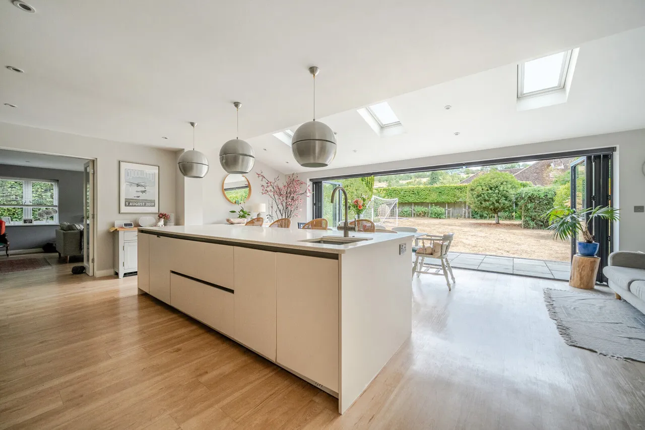 Elvendon Road, Goring On Thames, RG8, photo 2