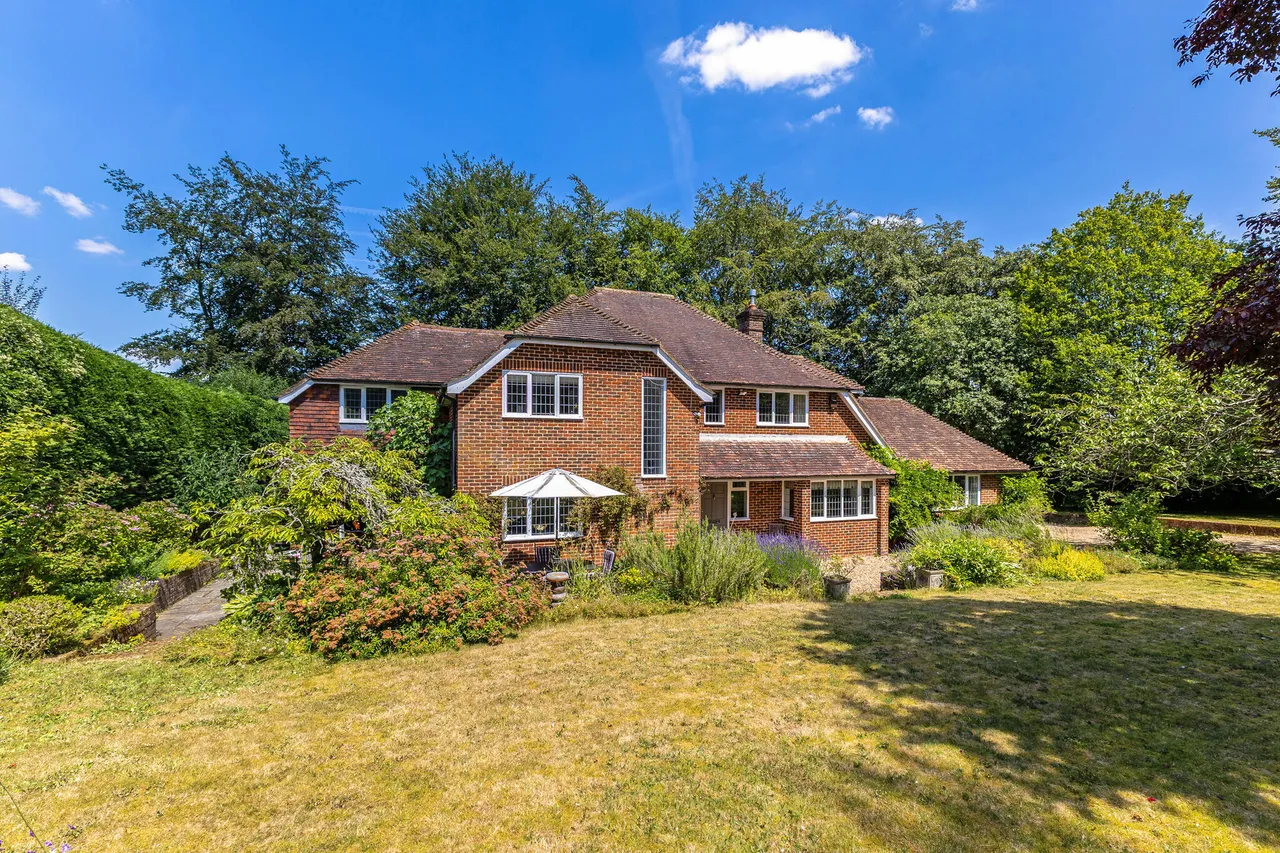 5 bed house for sale — The Street, Long Sutton, RG29
