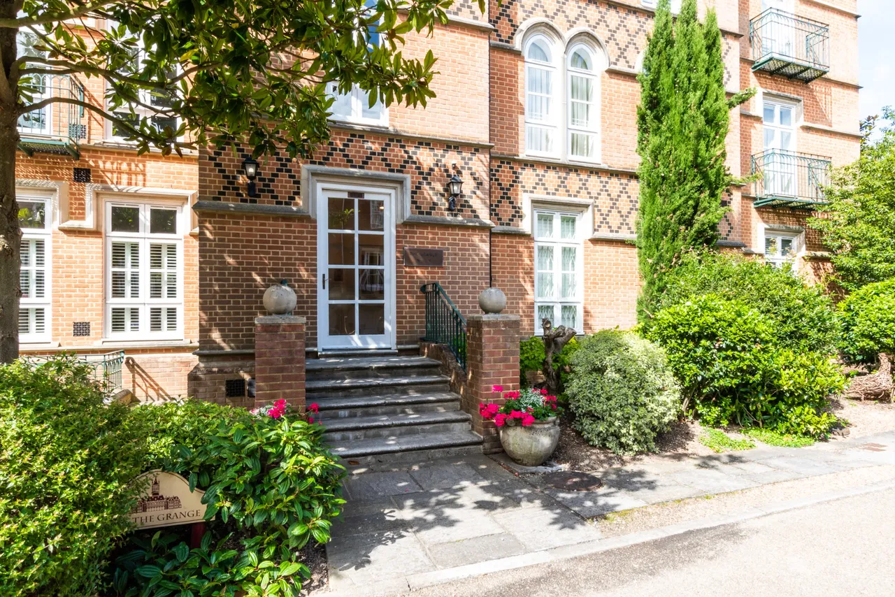 Virginia Water, Surrey, GU25 4ST, photo 4