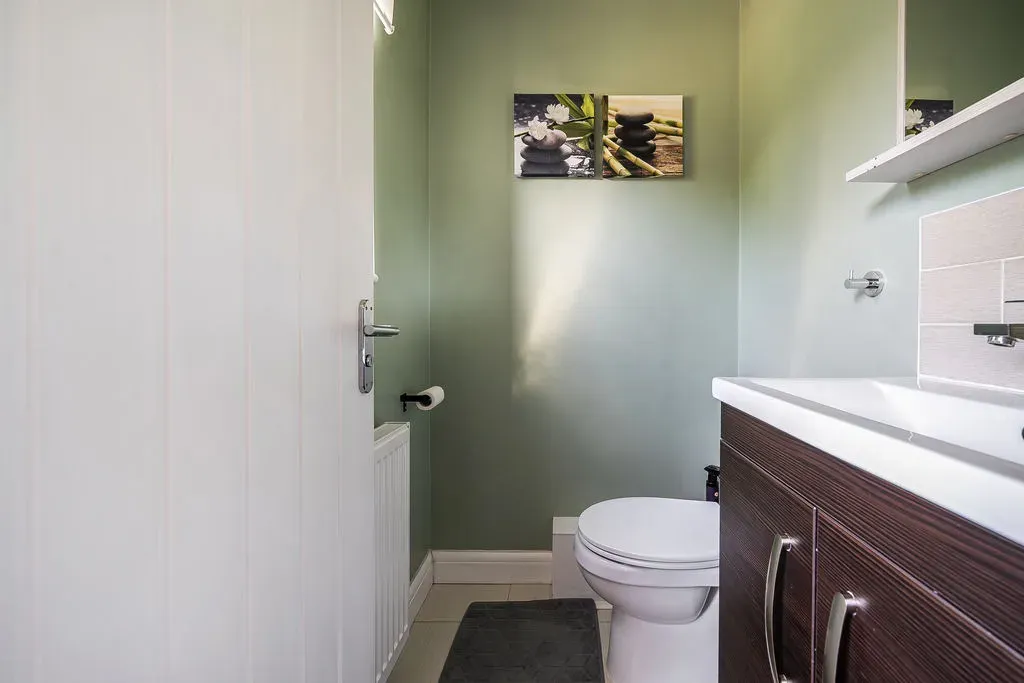 Lynmouth Crescent, Furzton, Milton Keynes, Buckinghamshire, MK4 1JP, photo 14