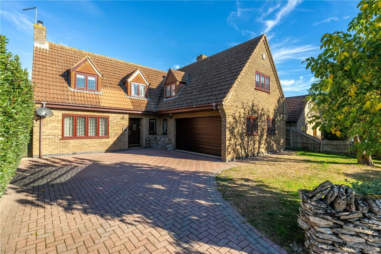 High Street, Carlby, PE9, photo 16