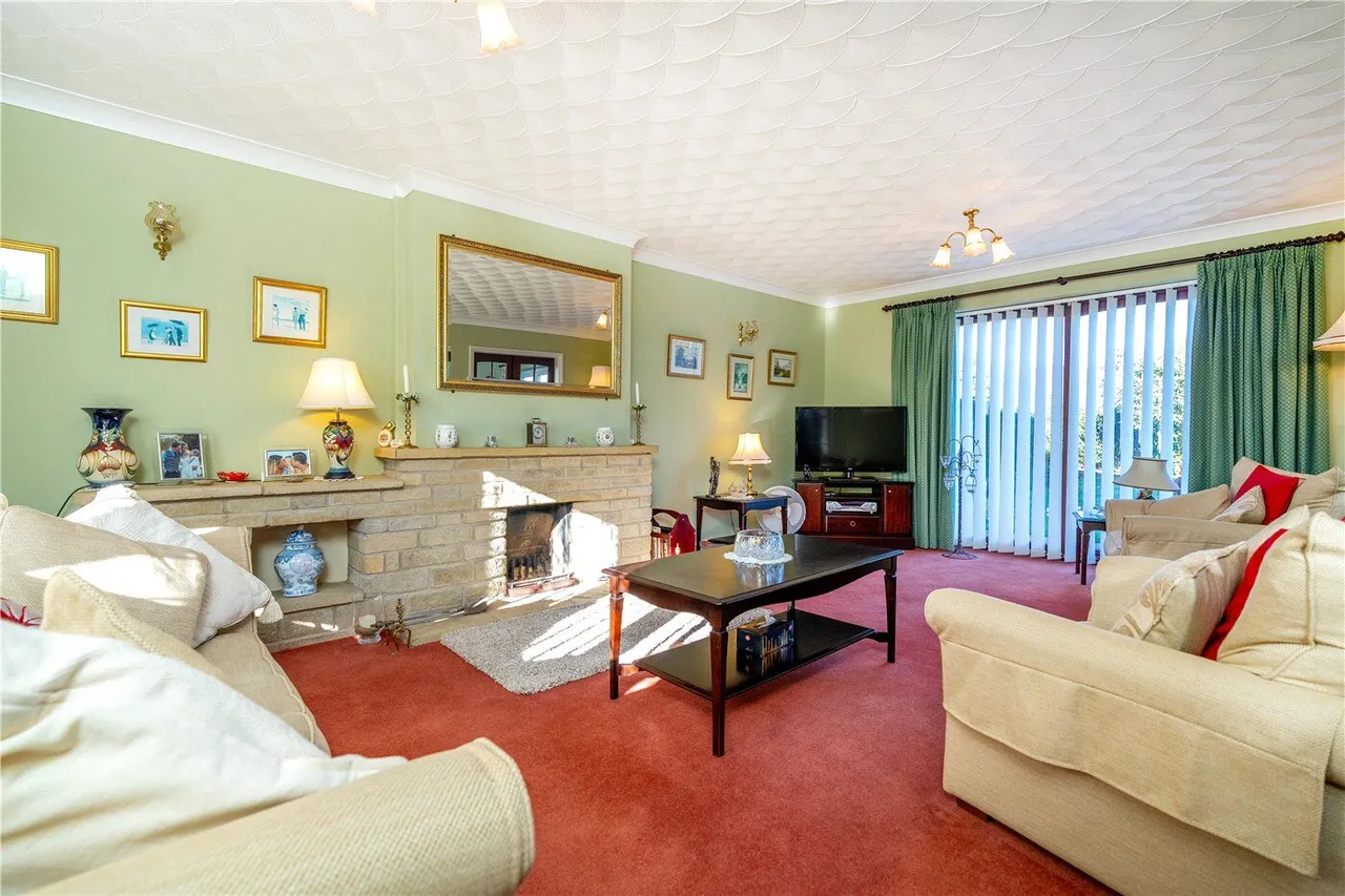 High Street, Carlby, PE9, photo 4