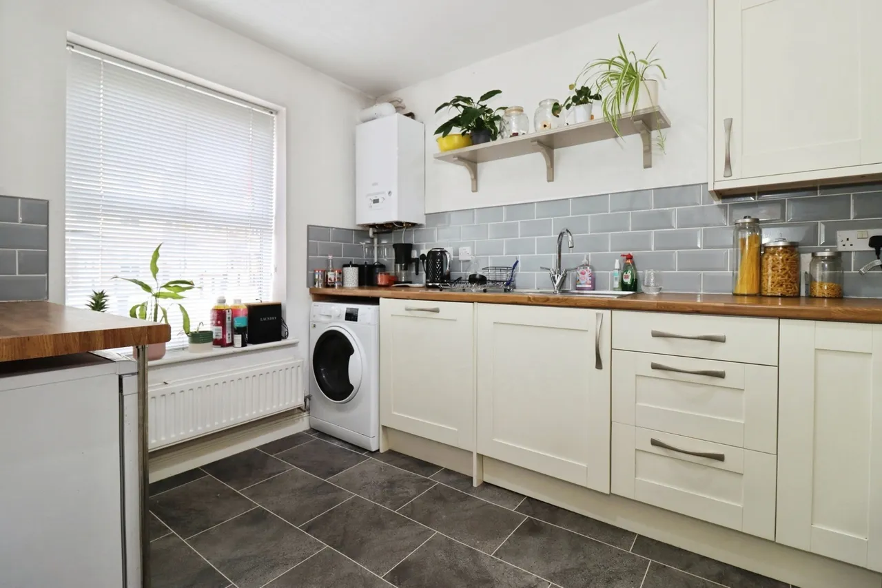 Crystal Way, Bradley Stoke, Bristol, BS32, photo 3